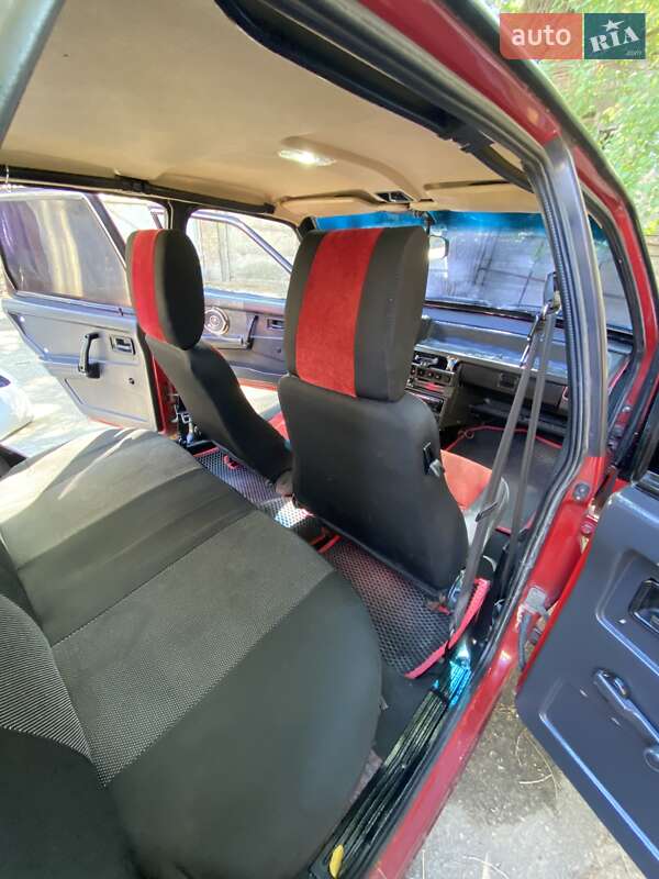 Седан ВАЗ / Lada 21099 1992 в Дніпрі