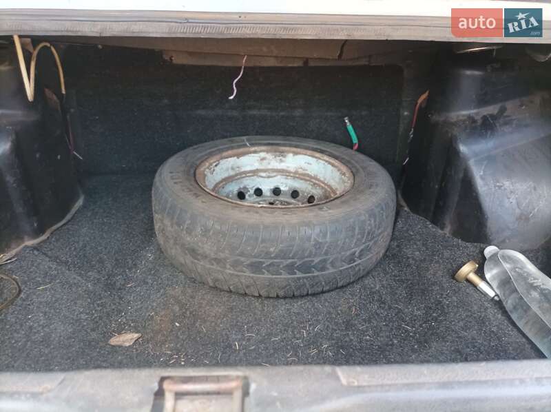 Седан ВАЗ / Lada 21099 1997 в Кривом Роге