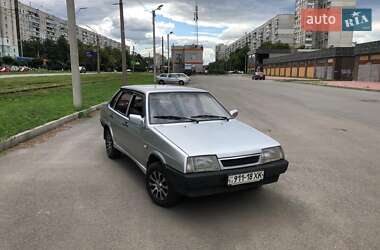 Седан ВАЗ 21099 1998 в Харькове