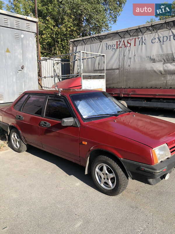 Седан ВАЗ / Lada 21099 1998 в Днепре