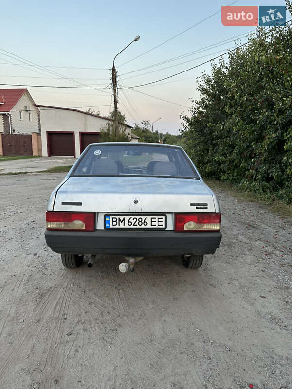 Седан ВАЗ / Lada 21099 1998 в Сумах