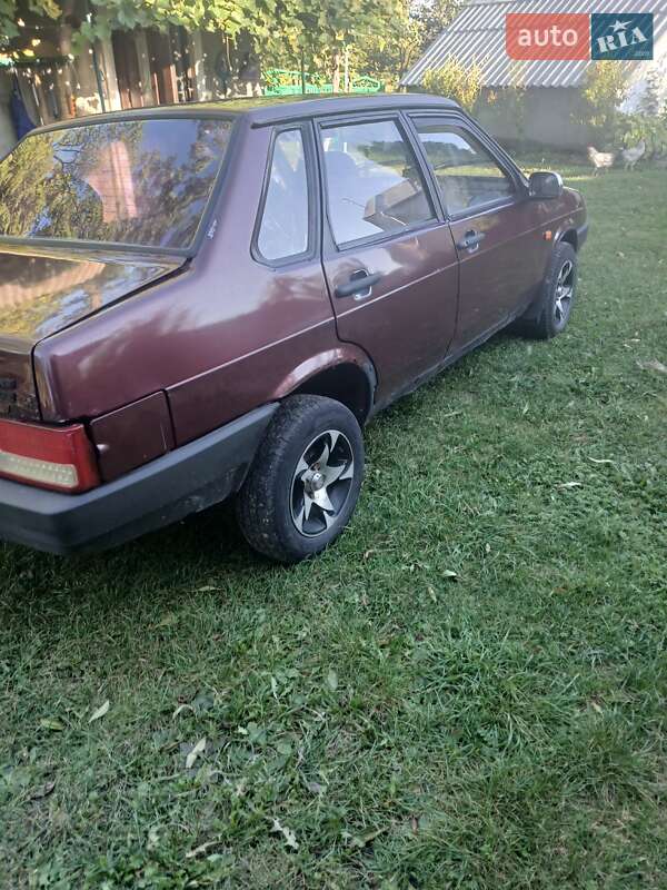Седан ВАЗ / Lada 21099 1996 в Кам'янці-Бузькій