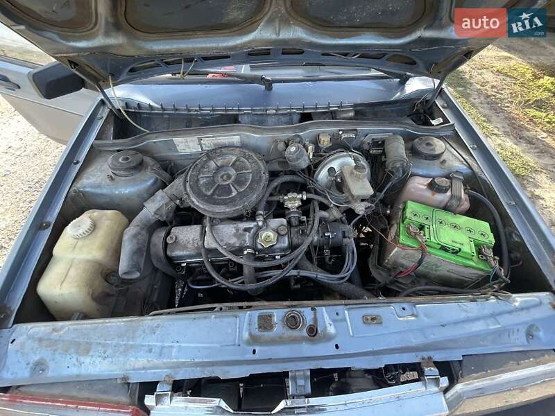 Седан ВАЗ / Lada 21099 1993 в Апостолово