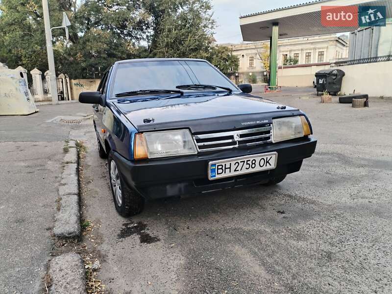 Седан ВАЗ 21099 2008 в  фото Седан ВАЗ 21099 2008 в