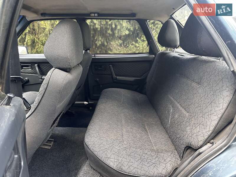 Седан ВАЗ / Lada 21099 2004 в Дніпрі