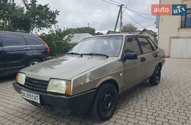Седан ВАЗ 21099 2001 в Івано-Франківську