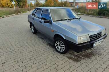 Седан ВАЗ 21099 2006 в  фото 2 Седан ВАЗ 21099 2006 в