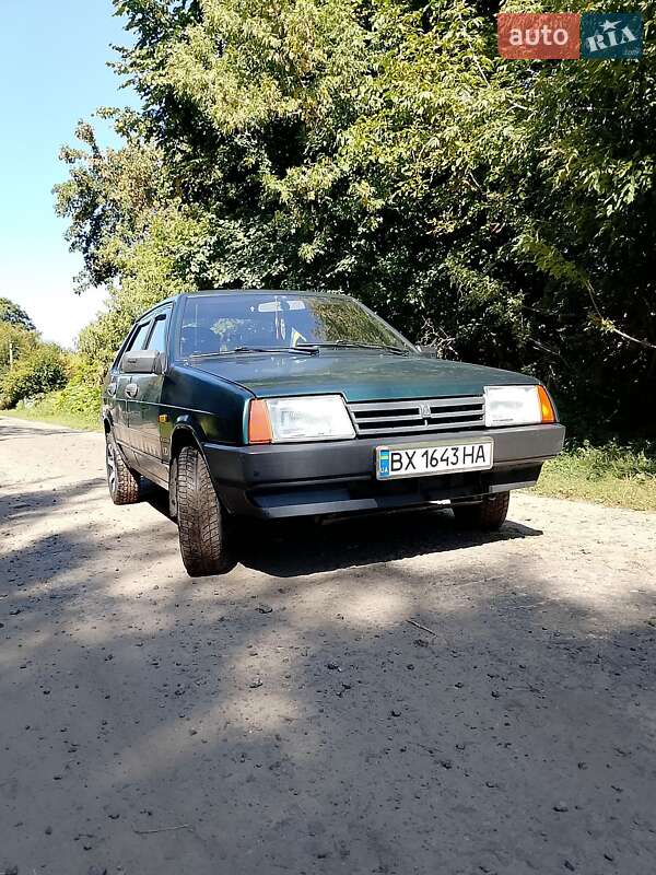 Седан ВАЗ / Lada 21099 2001 в Антонінах