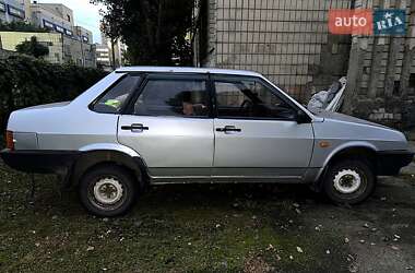 Седан ВАЗ 21099 2003 в  фото 6 Седан ВАЗ 21099 2003 в
