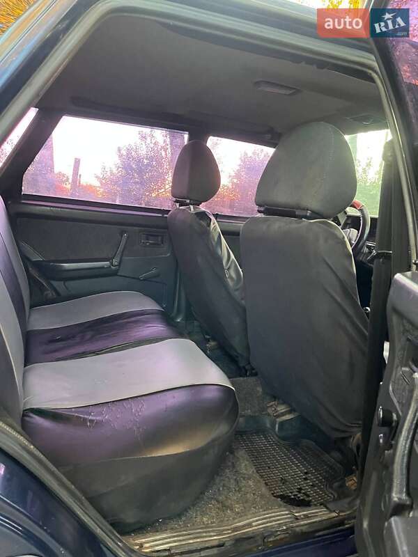 Седан ВАЗ / Lada 21099 2005 в Чернівцях