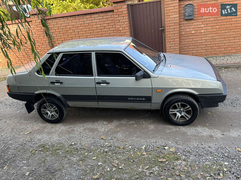 Седан ВАЗ / Lada 21099 2007 в Львові