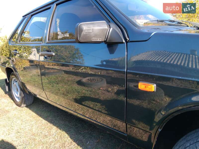 Седан ВАЗ / Lada 21099 2004 в Новомосковске фото 15 Седан ВАЗ / Lada 21099 2004 в Новомосковске