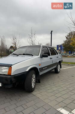 Седан ВАЗ / Lada 21099 2004 в  фото 2 Седан ВАЗ / Lada 21099 2004 в