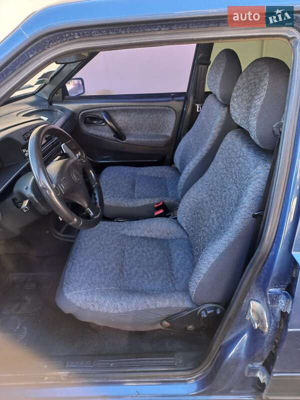 Седан ВАЗ / Lada 21099 2010 в Львові