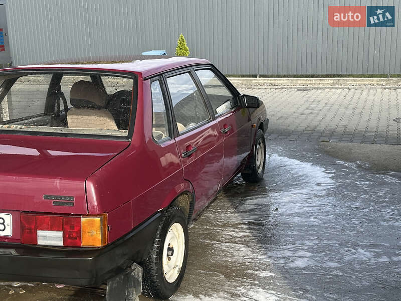 Седан ВАЗ / Lada 21099 1996 в Виноградові