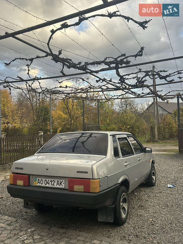 Седан ВАЗ / Lada 21099 2007 в Белках