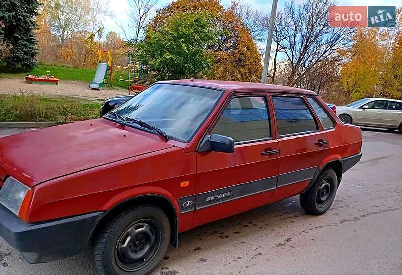 Седан ВАЗ / Lada 21099 1995 в Харкові