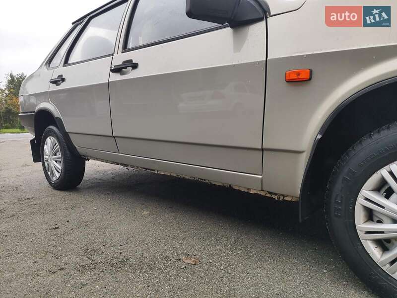 Седан ВАЗ / Lada 21099 2006 в Киеве