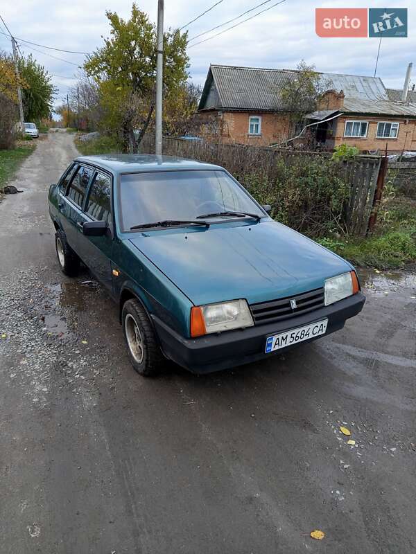 Седан ВАЗ / Lada 21099 2000 в Бердичеве фото 9 Седан ВАЗ / Lada 21099 2000 в Бердичеве