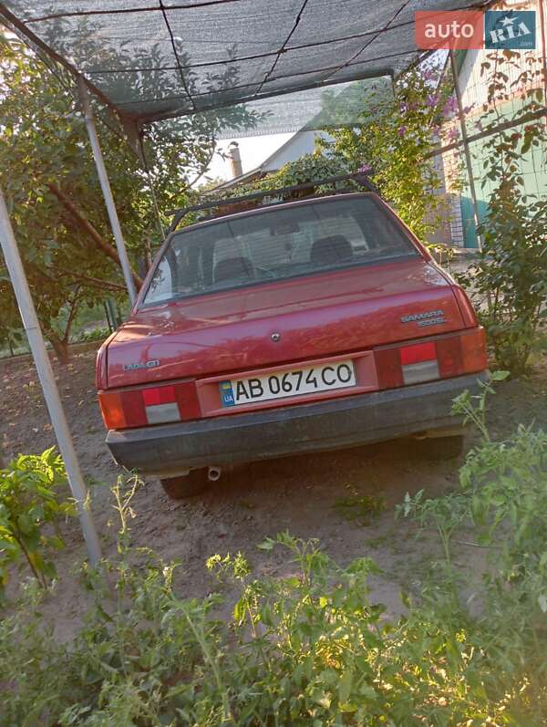 Седан ВАЗ / Lada 21099 1998 в Гайсину