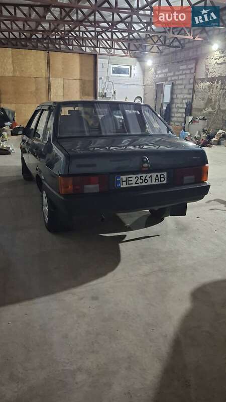 Седан ВАЗ / Lada 21099 2005 в Николаеве фото 6 Седан ВАЗ / Lada 21099 2005 в Николаеве