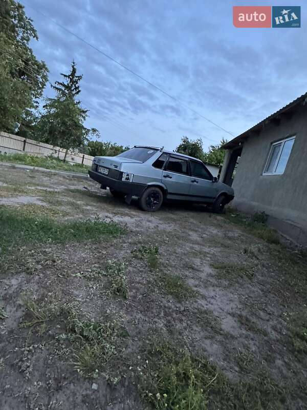 Седан ВАЗ / Lada 21099 1999 в Умани фото 7 Седан ВАЗ / Lada 21099 1999 в Умани