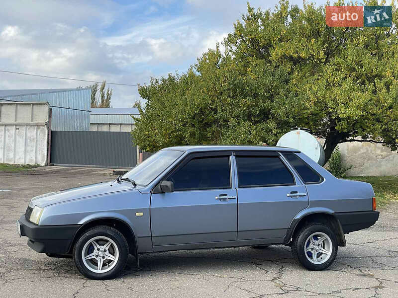 Седан ВАЗ / Lada 21099 2011 в Снигиревке фото 5 Седан ВАЗ / Lada 21099 2011 в Снигиревке