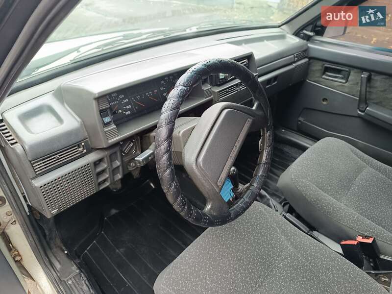 Седан ВАЗ / Lada 21099 2001 в Остроге фото 31 Седан ВАЗ / Lada 21099 2001 в Остроге