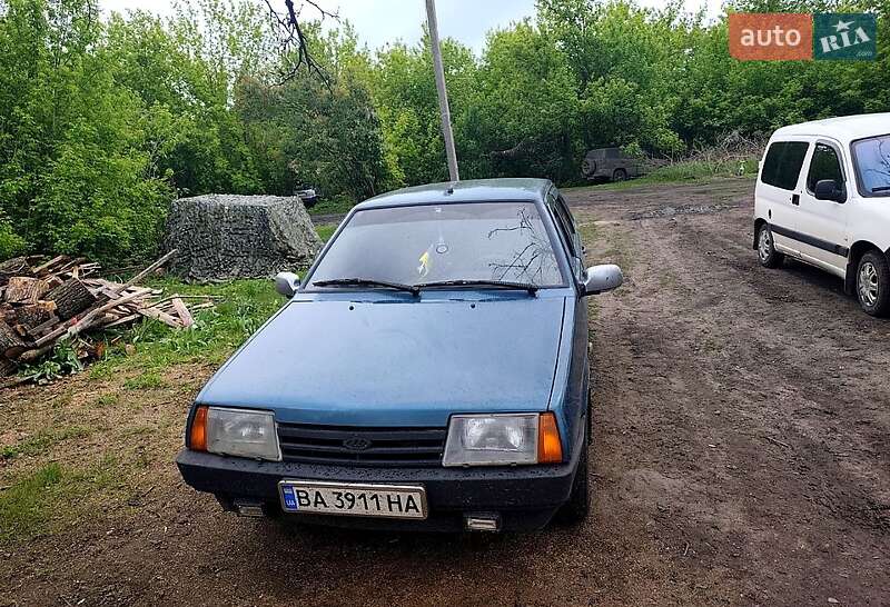 Седан ВАЗ / Lada 21099 2001 в Чугуеве фото 2 Седан ВАЗ / Lada 21099 2001 в Чугуеве