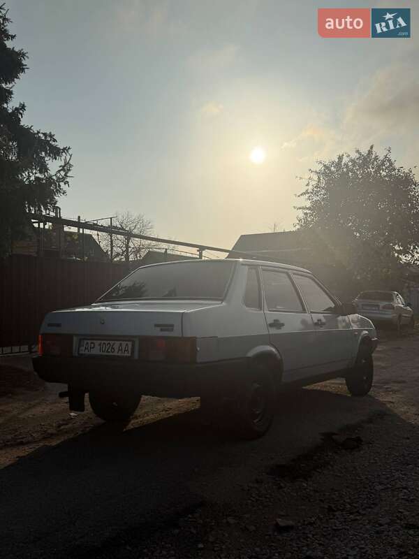 Седан ВАЗ / Lada 21099 2004 в Марганце фото 2 Седан ВАЗ / Lada 21099 2004 в Марганце