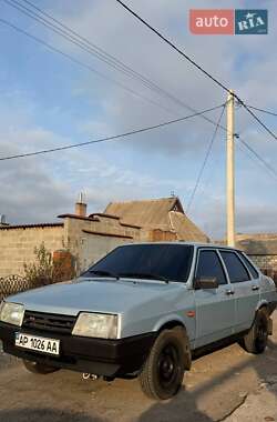 Седан ВАЗ 21099 2004 в Марганце
