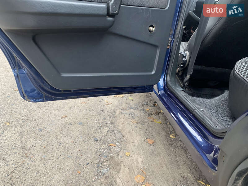 Седан ВАЗ / Lada 21099 2005 в Гадяче фото 19 Седан ВАЗ / Lada 21099 2005 в Гадяче