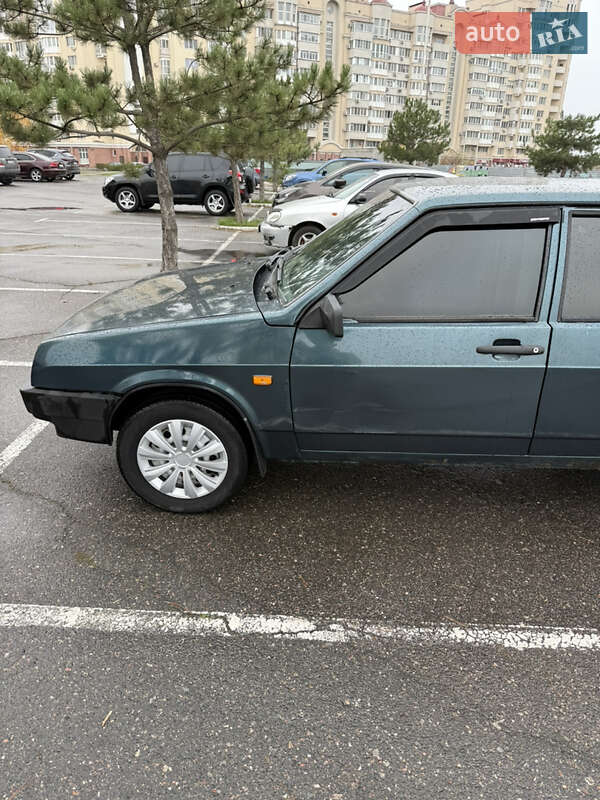 Седан ВАЗ / Lada 21099 2004 в Миколаєві фото 3 Седан ВАЗ / Lada 21099 2004 в Миколаєві