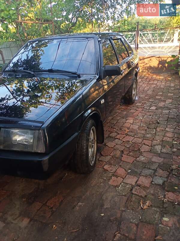 Седан ВАЗ / Lada 21099 2006 в Баштанке фото 2 Седан ВАЗ / Lada 21099 2006 в Баштанке