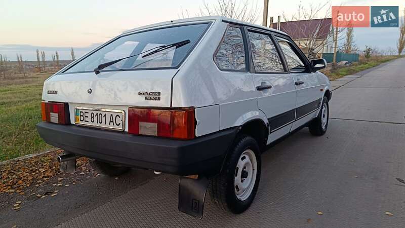 Седан ВАЗ / Lada 21099 2003 в Очакове фото 19 Седан ВАЗ / Lada 21099 2003 в Очакове