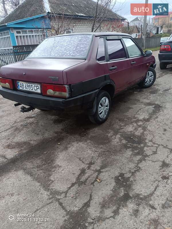 Седан ВАЗ / Lada 21099 1997 в Мене