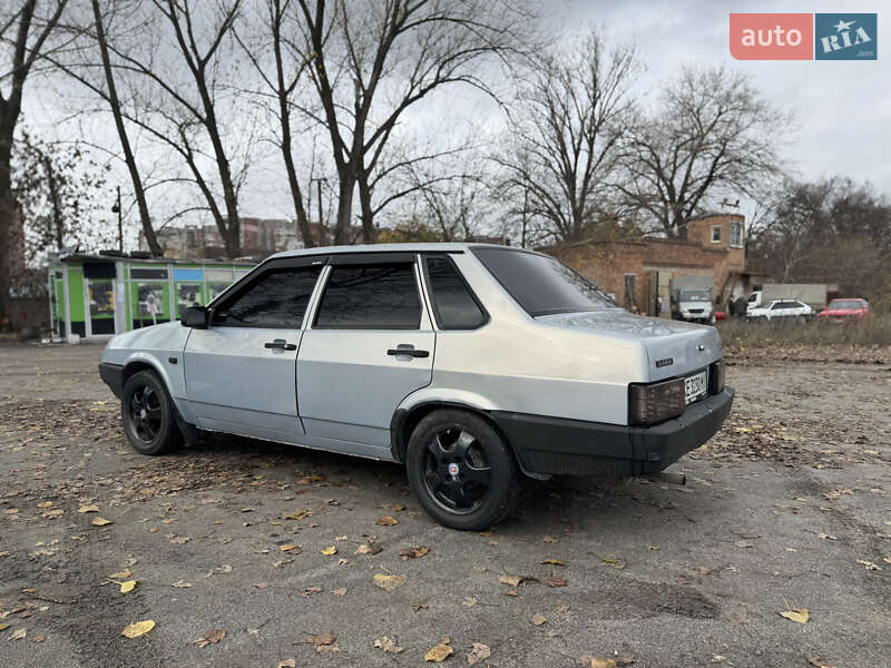 Седан ВАЗ / Lada 21099 2004 в Днепре фото 4 Седан ВАЗ / Lada 21099 2004 в Днепре