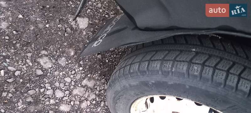 Седан ВАЗ / Lada 21099 2000 в Глухове