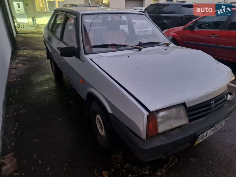 Седан ВАЗ / Lada 21099 2003 в Киеве фото 3 Седан ВАЗ / Lada 21099 2003 в Киеве