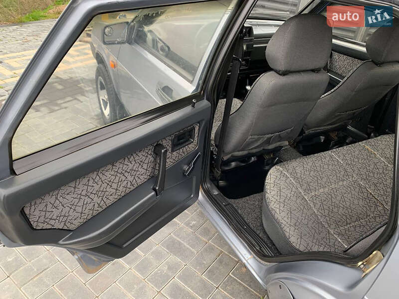 Седан ВАЗ / Lada 21099 2006 в Николаеве