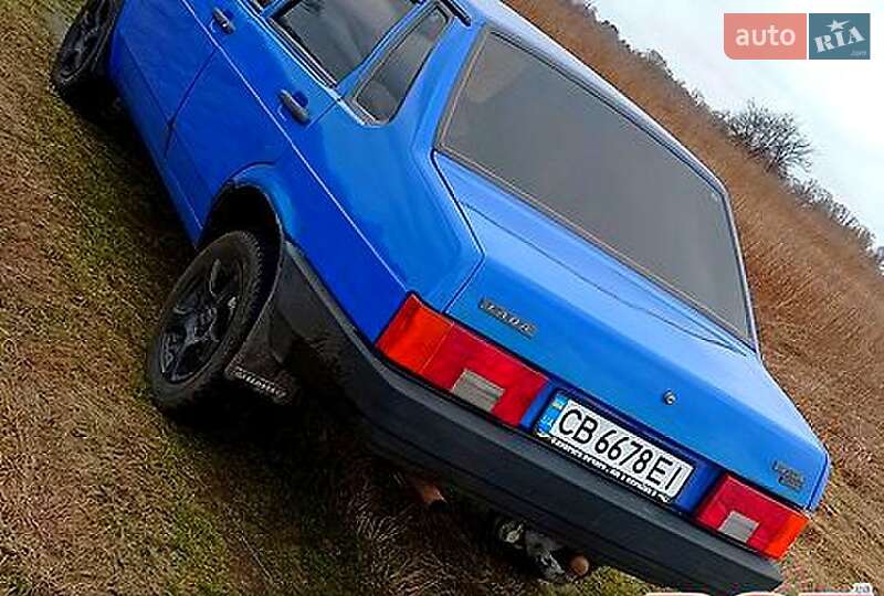 Седан ВАЗ / Lada 21099 1992 в Чернигове