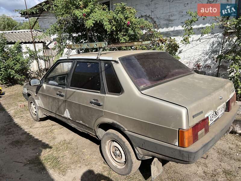 Седан ВАЗ / Lada 21099 1997 в Чугуеве фото 4 Седан ВАЗ / Lada 21099 1997 в Чугуеве