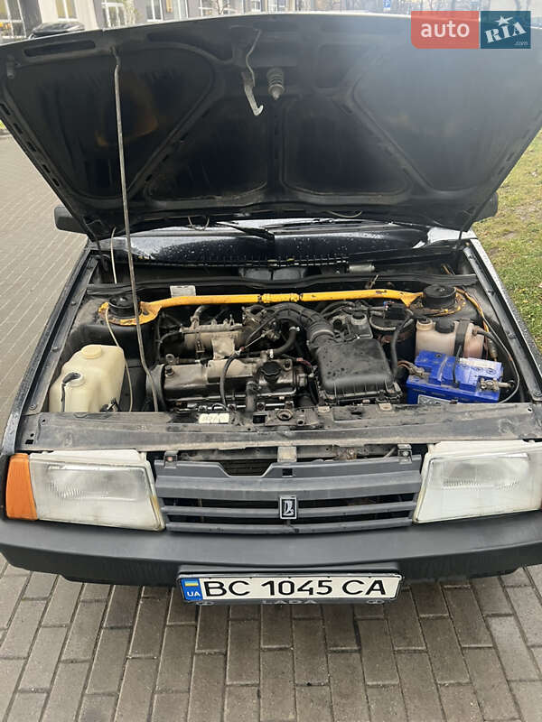 Седан ВАЗ / Lada 21099 2006 в Львове