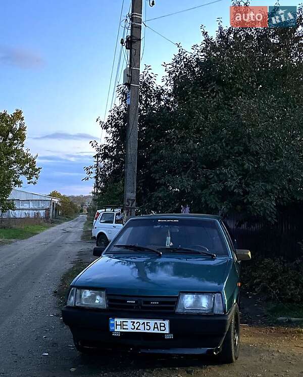 Седан ВАЗ / Lada 21099 2001 в Долинской