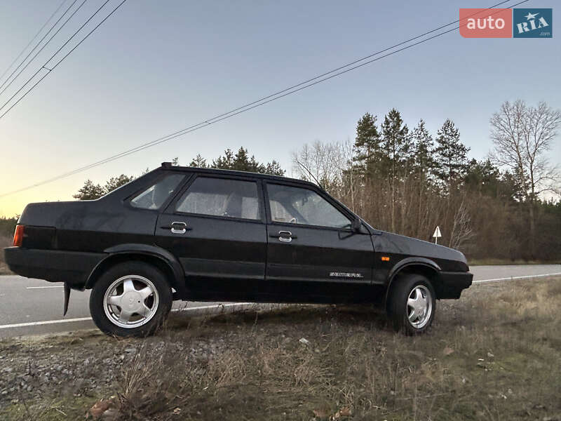 Седан ВАЗ / Lada 21099 2006 в Буче