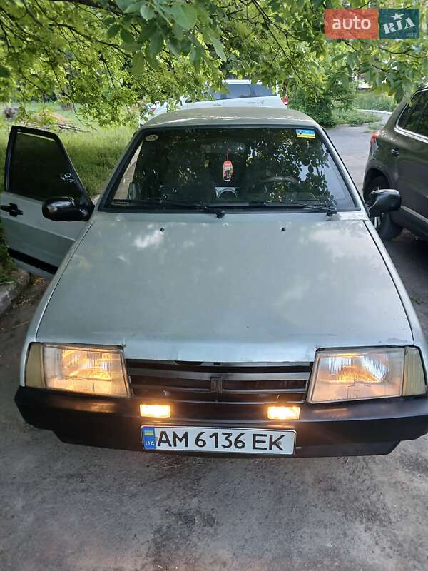 Седан ВАЗ / Lada 21099 2001 в Мирополе фото 7 Седан ВАЗ / Lada 21099 2001 в Мирополе