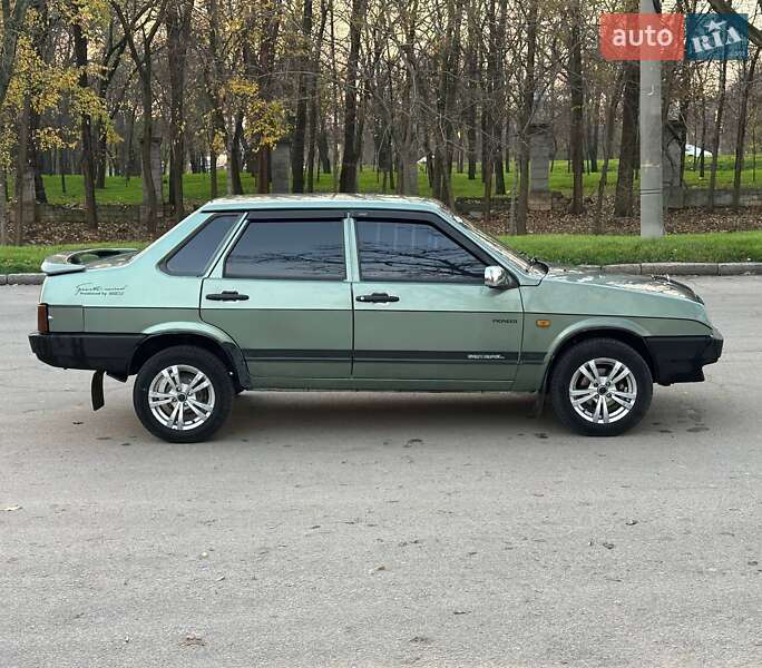 Седан ВАЗ / Lada 21099 2006 в Николаеве