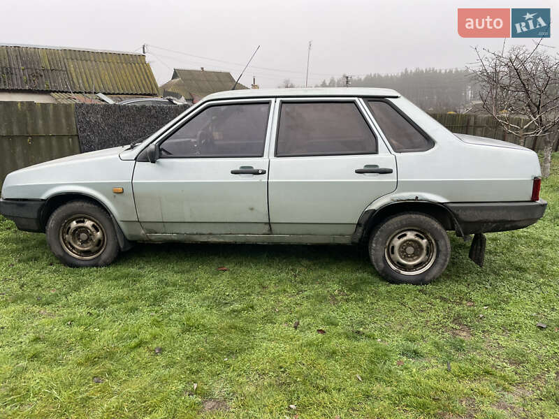Седан ВАЗ / Lada 21099 2004 в Черкассах фото 2 Седан ВАЗ / Lada 21099 2004 в Черкассах