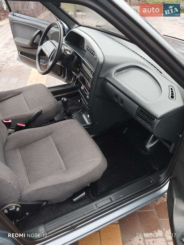 Седан ВАЗ / Lada 21099 2011 в Турбовом