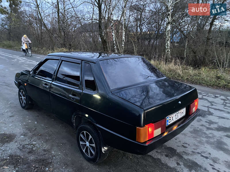Седан ВАЗ / Lada 21099 2005 в Мирополі